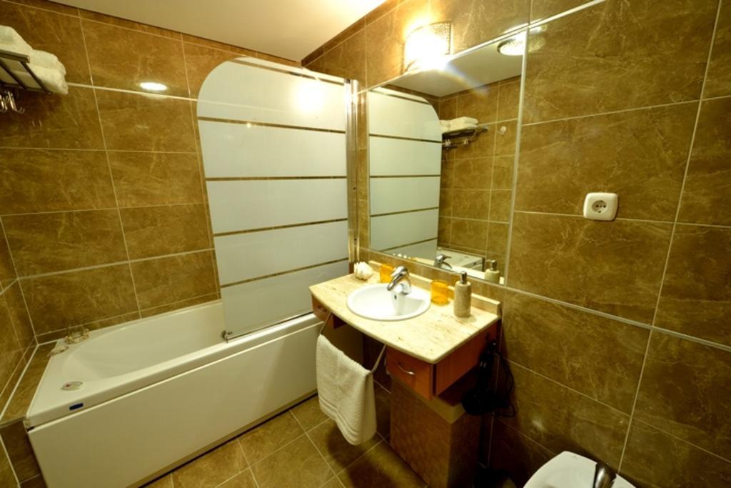 Apartamentomirada Apartment เอสเตโปนา ภายนอก รูปภาพ
